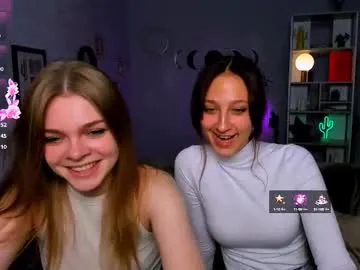 veronica_bubble — GOAL: sexy dance [323 tokens remaining] Welcome to my room! #18 #teen #bigboobs #lovense #bigass