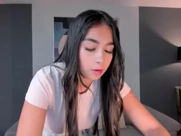 veronicablue1 — GOAL: Cameltoe [18 tokens remaining] Show me how much u want to make me cum #Latina #Curvy #Teen #bigass #Natural