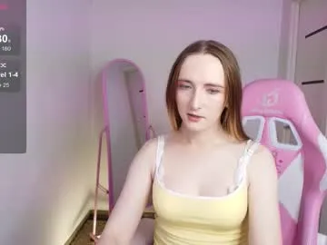 vi_luxxxy — Gentle tease feet #twerk #femboy #sissy #smalltits #feet  [19 tokens remaining]