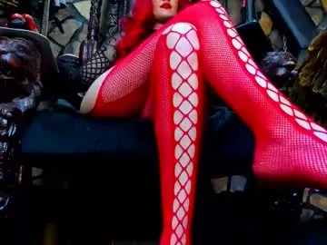 victoriaheller — I'm your queen, and your only job is to obey and worship. #mistress #bdsm #natural #redhead #feet #latex #boots  - Goal: Serve me! [2975 tokens left]