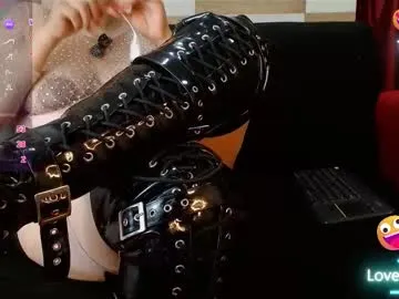 violetamorrison — vibrate my pussy squirt #mistress #smoking #latex #boots #heels [493 tokens left]