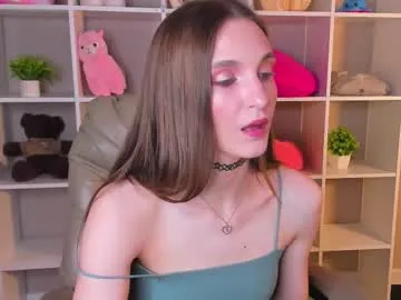 virdjinia_green — GOAL: suck and lick my fingers [9 tokens remaining] Hello!My third day here! Support me!  #new #18 #brunette #shy #smalltits
