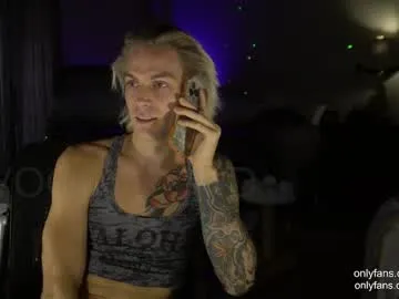 voodoo_hd — naked 5 minutes [0 tokens remaining]