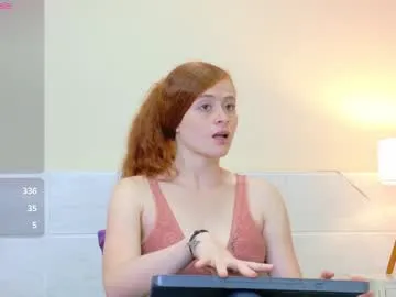 wanda_roberts — Redhead in trouble! Squirt show!! ? super wet and big show squirt!! // Exclusive sex and cumshot --- #freckles #redhead #cute #blowjob #squirt