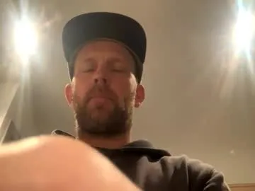 wetjohny — Freechat on Chaturbate