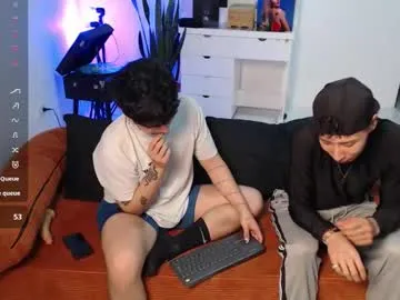 wildbross — HI WildBross lets FUN! [50 tokens left] Cum on play with this two friends #lovense #young #new #couple #cum