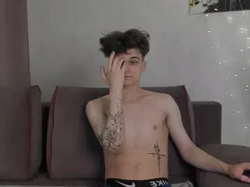 williemiler — Welcome to my room! - Goal: Oil show [49 tokens left] #new #18 #feet #young