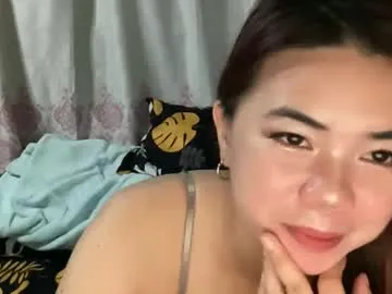 xxxblueberry — Welcome to my room! - Goal: TOPLESS [500 tokens left]
