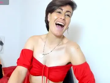 yasmin_goldenst — GOAL: spank ass [70 tokens remaining] ium #smalltits #skinny #mature #latina #milf