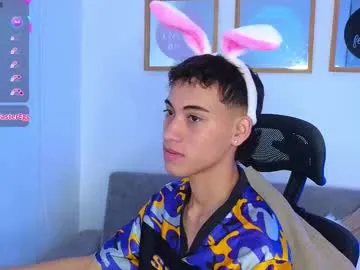 yulian_vasquez — Make me naked  #analshow #18 #lovense #young #dildo #bigcock #twink [99 tokens remaining]