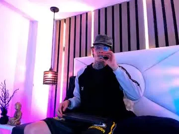 zane_wyatt — #cum #new #gay #bigcock #monstercock [699 tokens remaining]