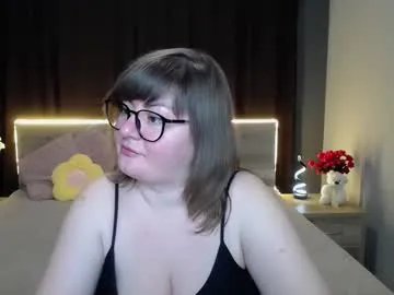 zannadreil — make me feel special and I'll show you how much I can love #bigboobs #squirt #lovense #mature #cam