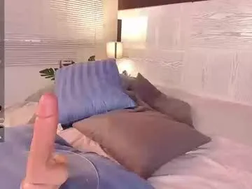 zhaavia — GOAL: ride dildo+cum [395 tokens remaining] Come and let's play with my new domi  #squirt #bigass #blonde #bigboobs #deepthroat