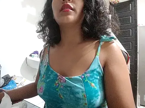 20terren_ — Buy my lush so we can hace fin together