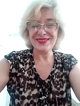 52MiaLove02 — Freechat on StripChat