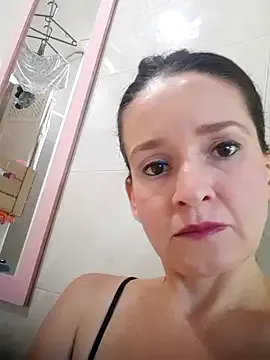 _anita_rojas — play naked