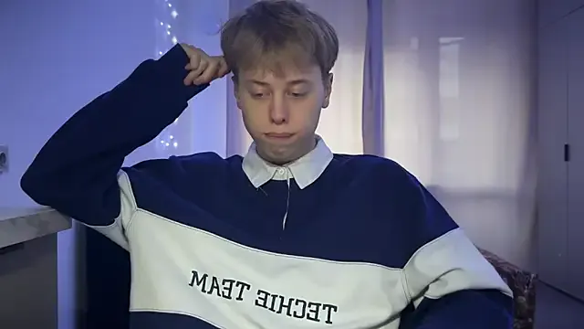 _bee_boy_ — cum show