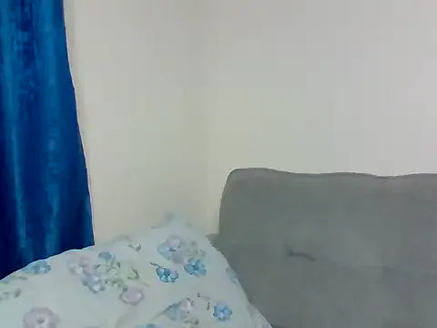 _crystal_princesss — fuck pussy n squirt