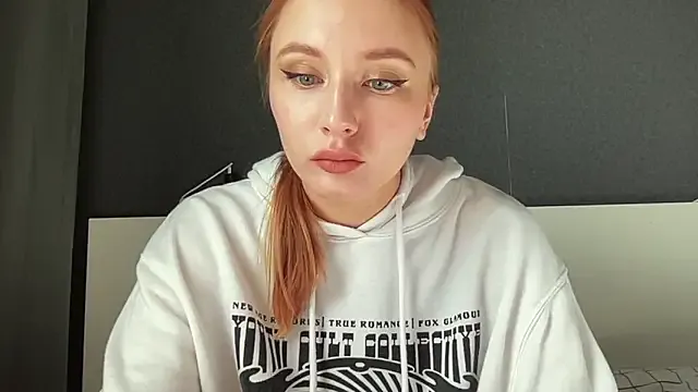 _emilia_xxx — I urgently need 1000 dollars please help