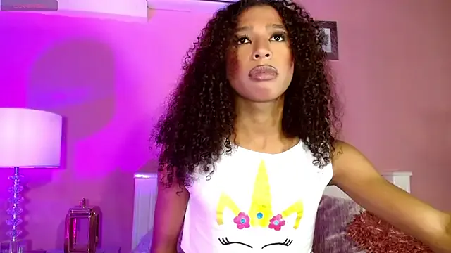 _IsabellaRousse — Freechat on StripChat