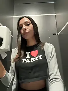 _MiaQueen_ — Hi guys