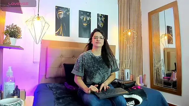 _samanthaa_foxx — Ice on the nipples 