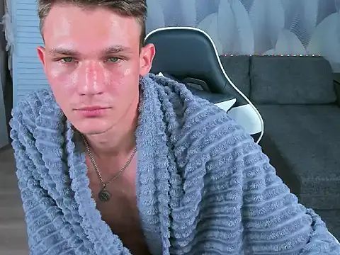 AdamGold01 — jerk off