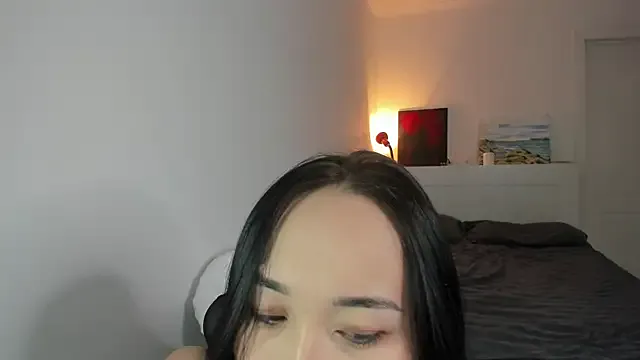 aenie — get naked