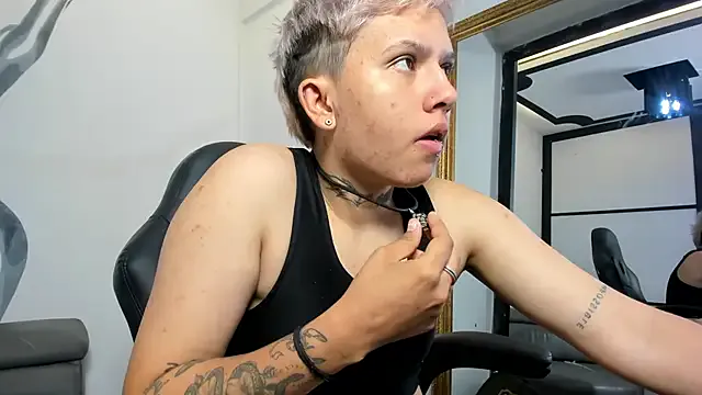 AlanRed_ — masturbate with the dildo