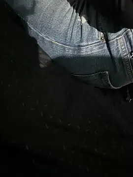 Aleandsoph — dick beetween tits