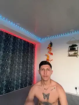 Alejandro_BigCock22 — Show cock