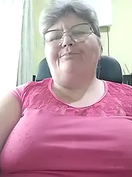 AlenushkaGold — Freechat on StripChat