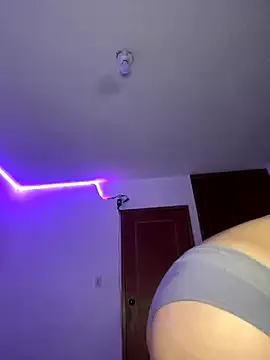 AlessiaSmith11 — YOUR NAME IN MY BODY AND SHOW BOBS