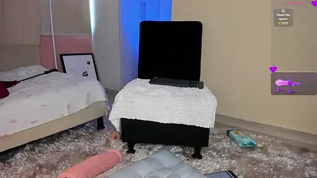 AlevaDeep — finger ass