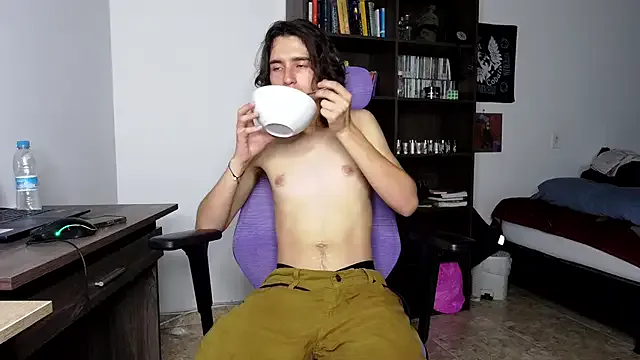 alex_connorr — CUM