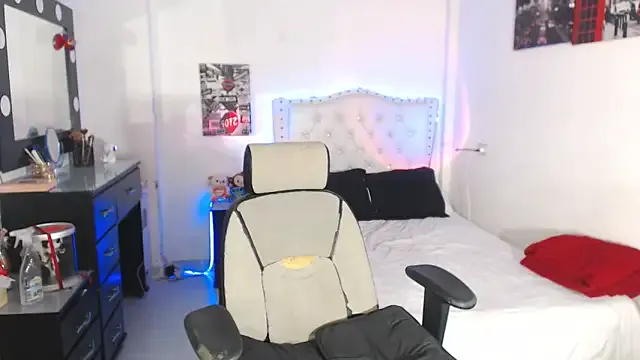 Alexia_Dolly — Let's have fun, Cum Show, Dildo