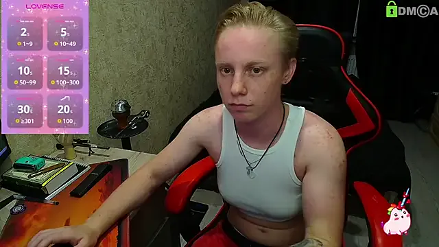 Alexis_Gordon — Show your pussy! :)