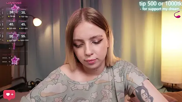 Alice_Halle — show boobs