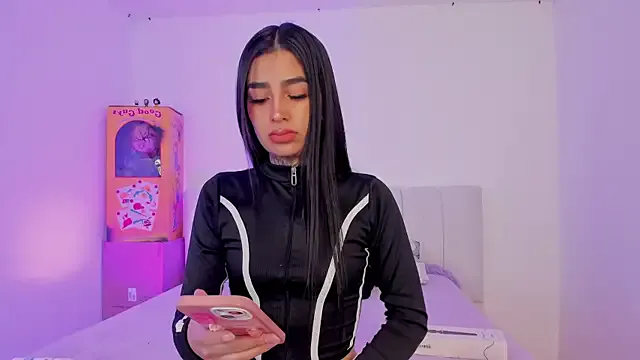 Aliceee_0 — suck dick + Saliva