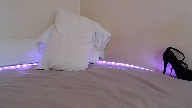 AliceFeet — Vibro pendant 3min 