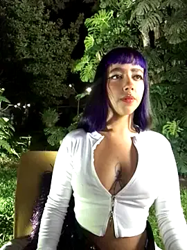 AliceMrtnz — Ride dildo