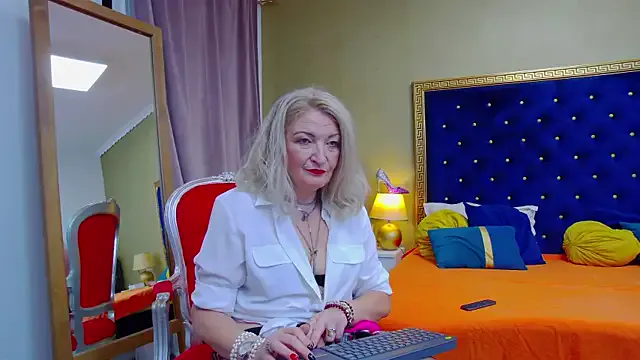 Allura_Jenson — close-up pussy