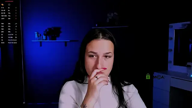 alma_black — Show boobs