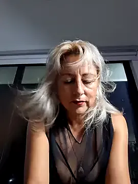 almaluna7 — Suck dildo