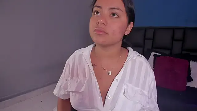 Amara_Capee — show tits 