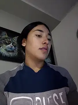 AmberGold- — FINGER IN PUSSYCUM