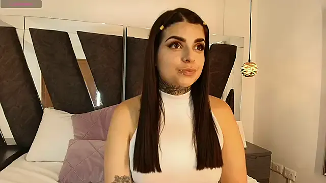 amelie__grace — show tits