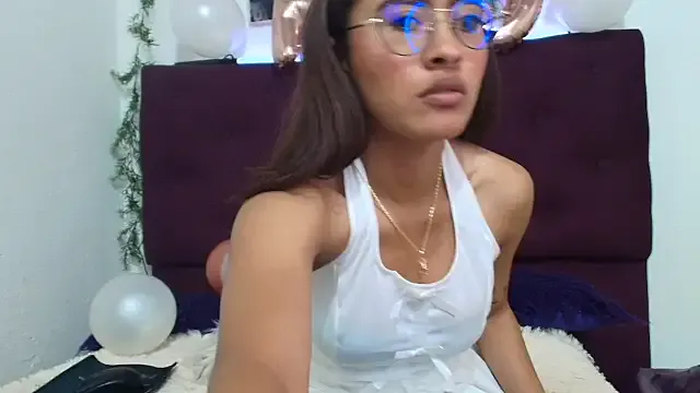 amy_lennox — Full naked and dance *5 min 
