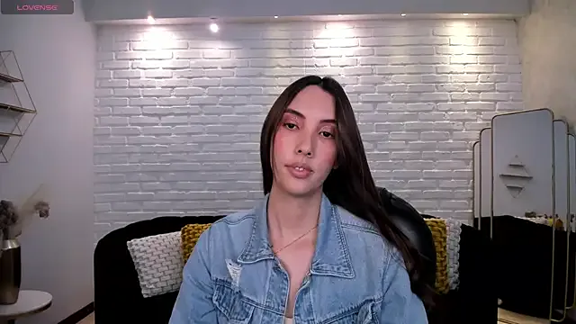 AnaisNin — Spank my ass + Oil