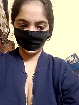 Anarkalikanasha — Boobs show